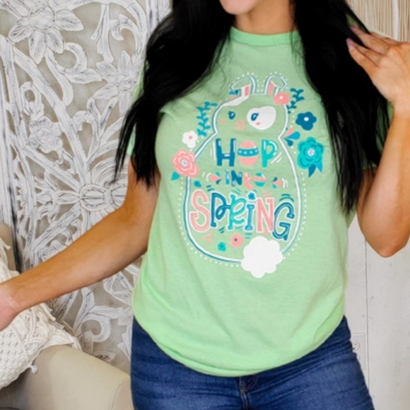 NEW Hop Into Spring Tee - Picture 2 of 2